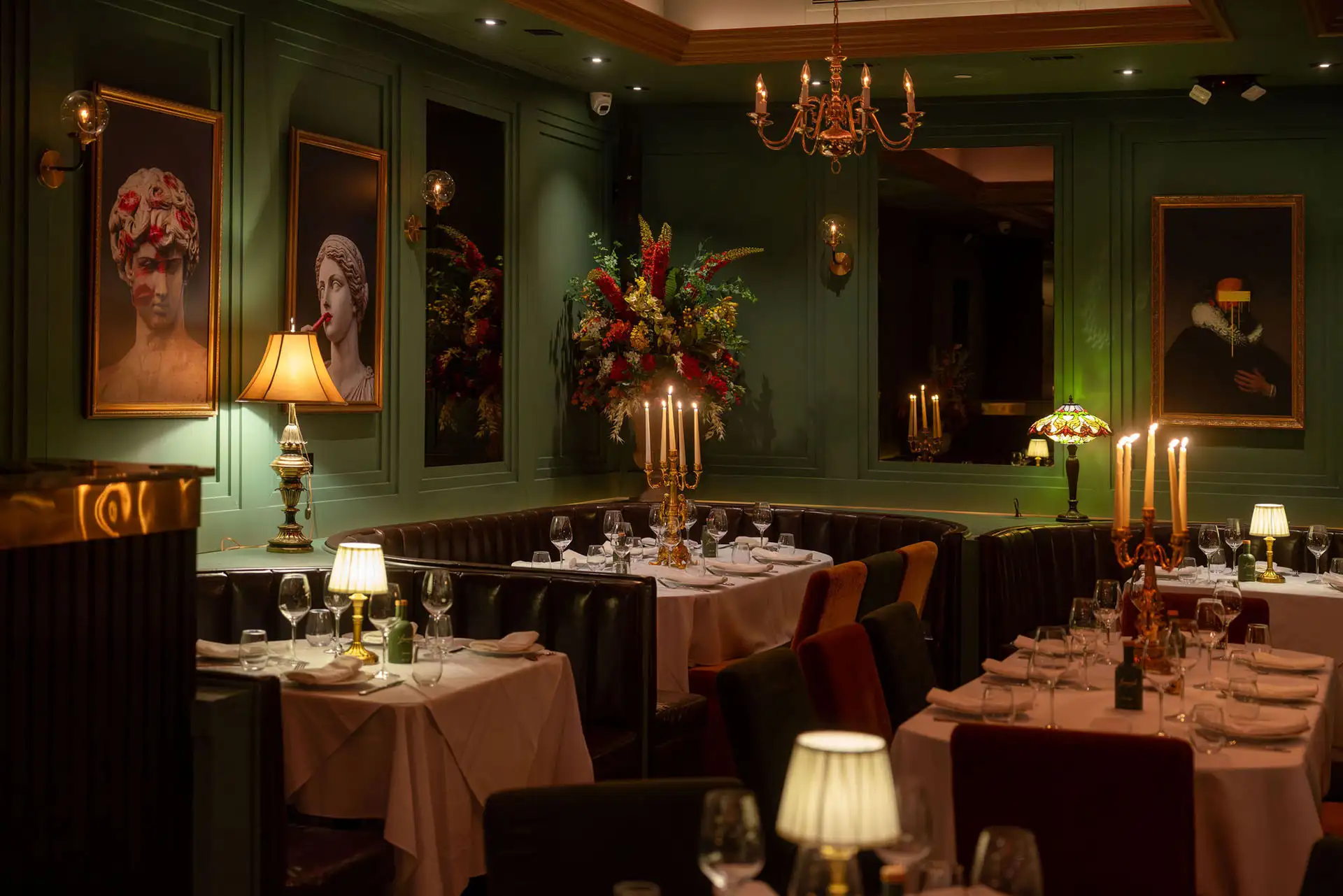 Emerald interior detail